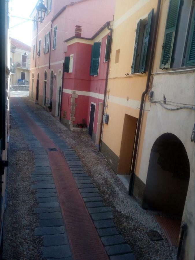 B&B Le Calegare Diano Castello Exterior photo
